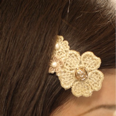 アレンジに欠かせないお気に入りのヘアアクセサリーです♪
